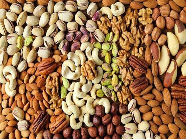 المواصفات تحذر من التخزين السيئ للمكسرات