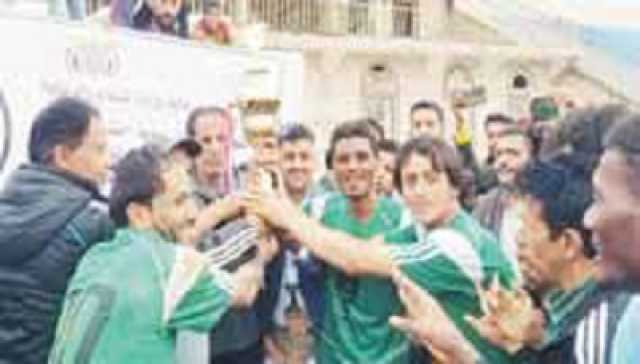 بعد فوزه الصعب على البرج نجم سبأ بطلا لدوري الدرجة الثالثة بذمار