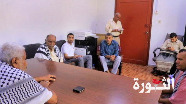 قحيم وحليصي يتفقدان مستوى الانضباط الوظيفي في فرع مؤسسة الاتصالات بالحديدة