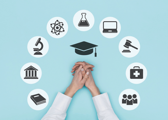 دليلك الشامل لاختيار التخصص الجامعي.. خطوات ونصائح عملية