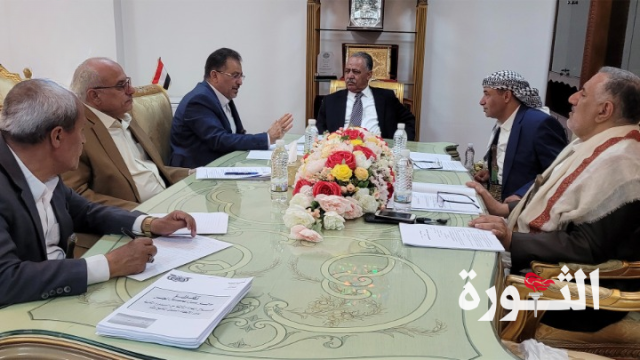 هيئة رئاسة مجلس النواب تثمن مواقف قائد الثورة وحرصه على حماية مصالح الشعب اليمني
