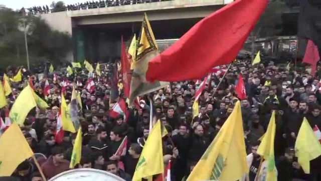 لبنان: تظاهرة حاشدة عند طريق المطار استنكاراً للتدخل الصهيوني واستباحة السيادة