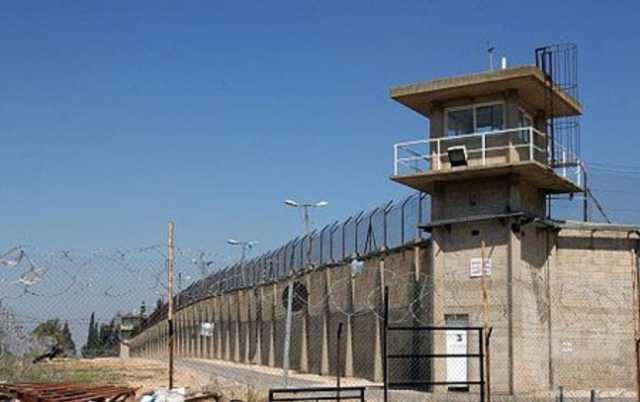 العدو الصهيوني يفرج عن تسعة أسرى فلسطينيين من غزة