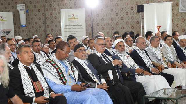 المشاركون في مؤتمر فلسطين الثالث بالعاصمة يعلنون دعمهم وتأييدهم لقرار قائد الثورة بمنع الملاحة الصهيونية