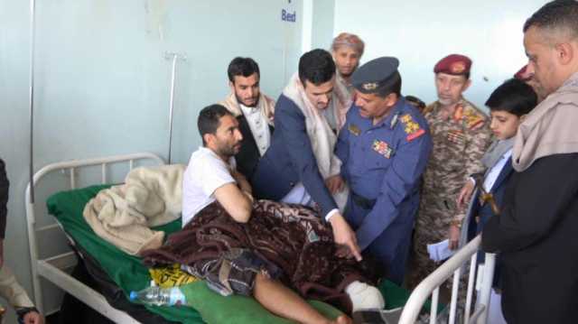 قيادات عسكرية تتفقد أحوال الجرحى في عدد من المستشفيات