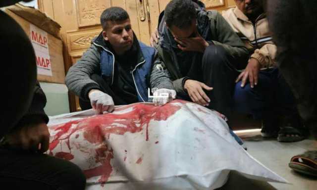 غزة: انتشال 48 شهيدا من مقبرة عشوائية بمحيط مستشفى كمال عدوان