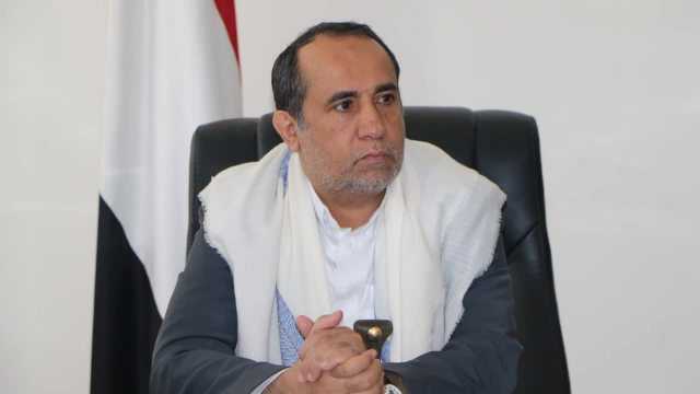 مدير مكتب الرئاسة يهنئ قائد الثورة والرئيس المشاط بحلول عيد الفطر المبارك