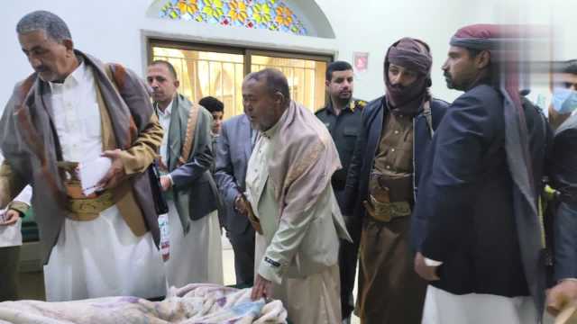 تفقد أحوال الجرحى في مستشفيي ذمار العام والوحدة التعليمي الجامعي