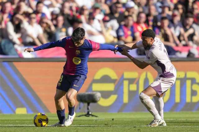 برشلونة يهزم جيرونا برباعيةويبتعد بصدارة الدوري الإسباني