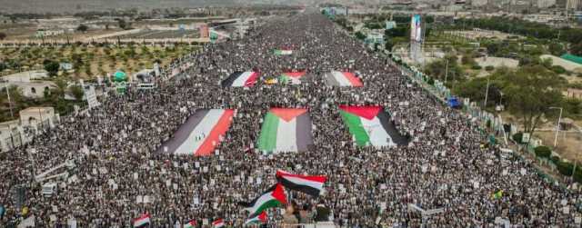 العاصمة صنعاء تشهد طوفان مليوني تحت شعار “جهاد وثبات واستبسال.. لن نترك غزة”