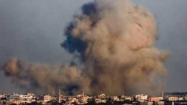 استشهاد 60 مواطناً فلسطينياً في قصف العدو على قطاع غزة