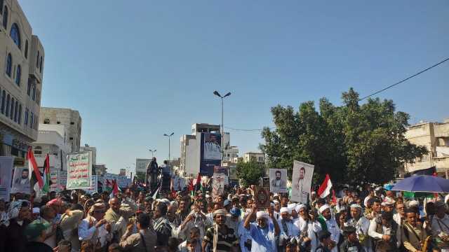 مسيرات حاشدة في الحديدة نصرةً لغزة وإدانةً للعدوان الأمريكي