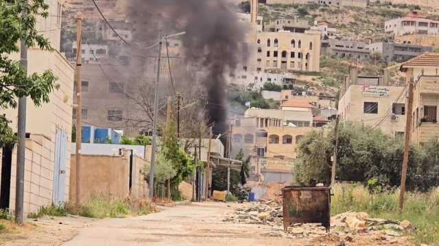 العدو الصهيوني يواصل تدمير وحرق المنازل في مخيم جنين لليوم الـ83 من العدوان
