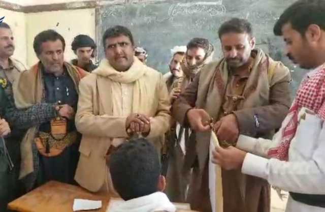 طعيمان يتفقد اختبارات الثانوية العامة في صرواح