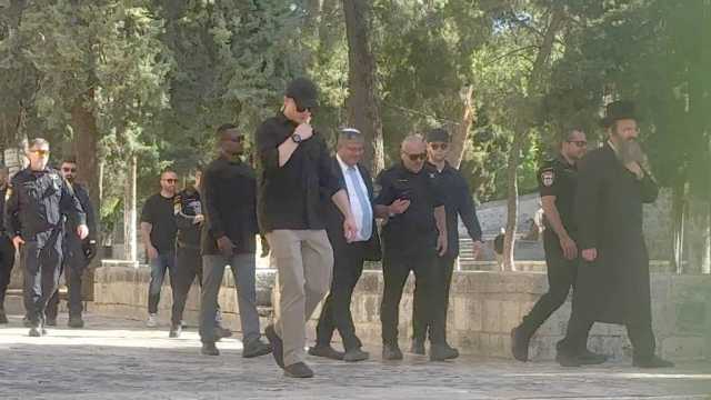 “حماس”: اقتحام الوزير الفاشي بن غفير لباحات المسجد الأقصى تصعيد خطير