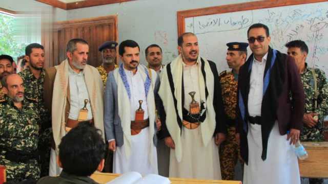 تفقد الأنشطة والدورات الصيفية في مديرية الثورة