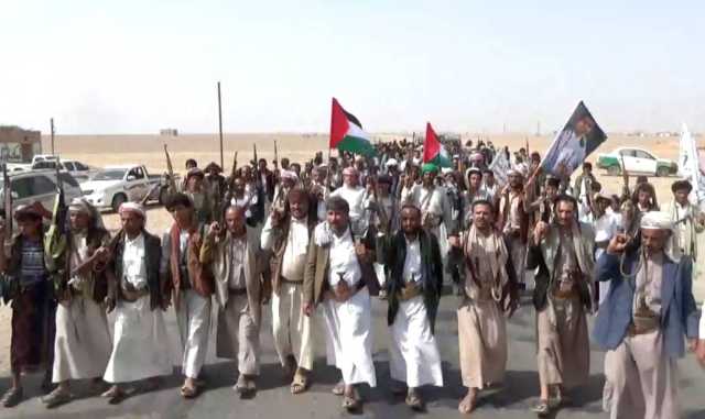مسيرات جماهيرية في مأرب تأكيداً على الثبات في نصرة غزة وتنديداً بالعدوان الأمريكي