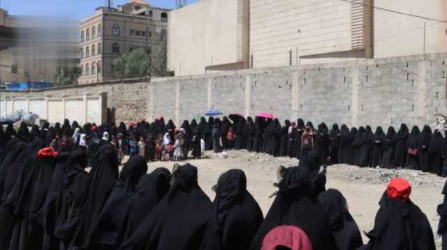 وقفة حاشدة لحرائر الصافية بالأمانة تنديدًا باستهداف العدوان الأمريكي مقبرة ماجل الدمة