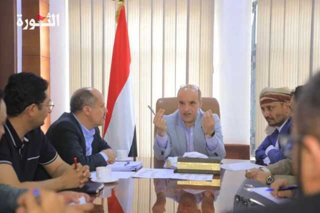 وزارة الاقتصاد تؤكد على اتخاذ إجراءات تنفيذية لمقاطعة البضائع الامريكية