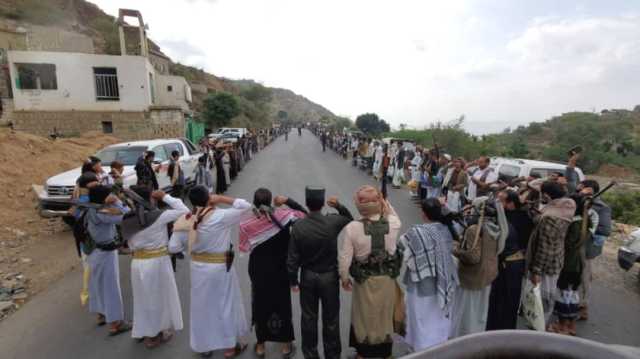 قبائل أفلح اليمن بحجة تعلن النفير والجهوزية لمواجهة العدو الأمريكي