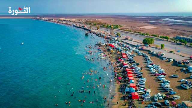 قطاع السياحة بالحديدة يحذر الزوار من السباحة بسبب ارتفاع المدّ والجزر