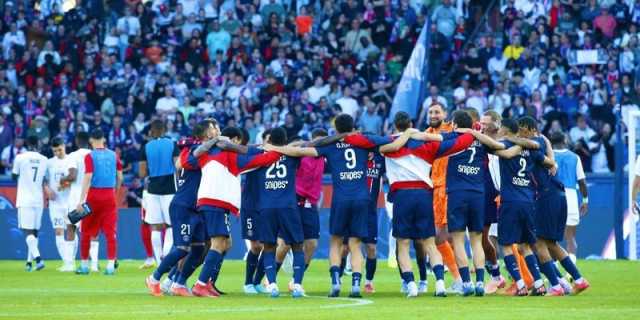 سان جيرمان يتوج بلقب الدوري الفرنسي للمرة الـ13 في تاريخه