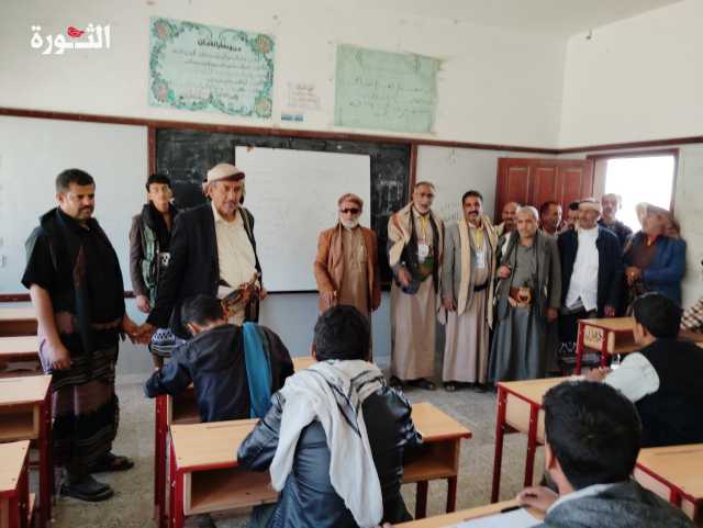 وكيل محافظة البيضاء يتفقد اختبارات الشهادة الثانوية العامة بمديرية الصومعة