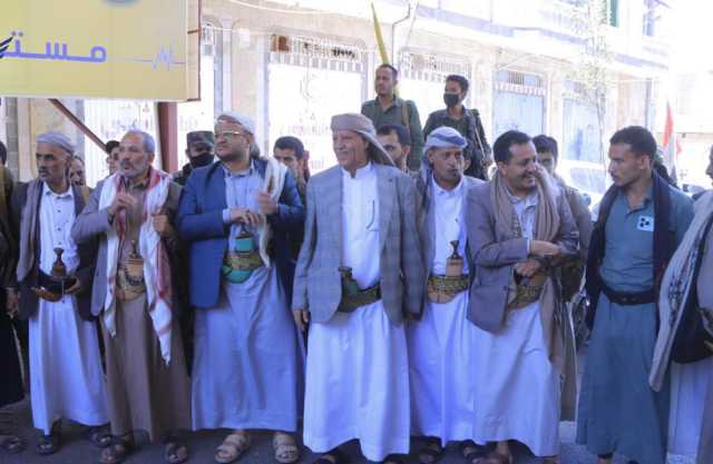 صلاح والمساوى والشغدري يطلعون على أحوال المرابطين في جبهات تعز