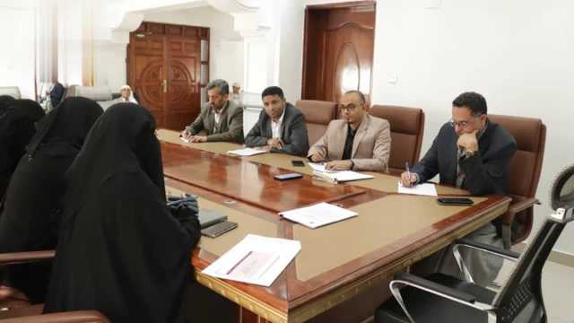 مناقشة جهود اللجنة الوطنية للمرأة في مجال التمكين الاقتصادي