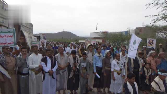 مسيرة في لحج تحت شعار “ثابتون مع غزة.. رغم أنف الأمريكي وجرائمه”