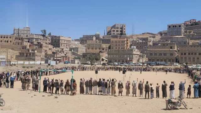 وقفة قبلية مسلحة في البيضاء نصرة لفلسطين وإعلان الجهوزية لمواجهة العدو الأمريكي