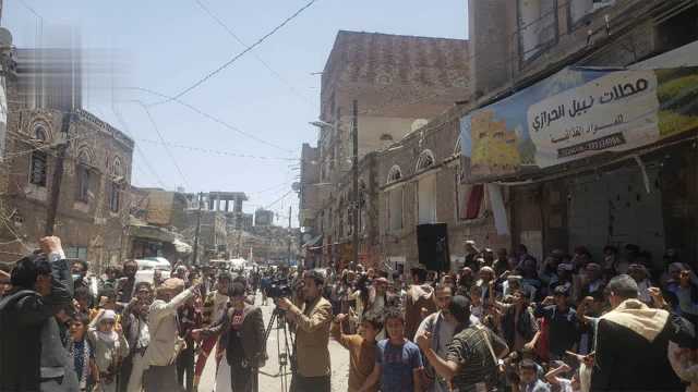 وقفة في شعوب وآزال إعلاناً لوثيقة الشرف القبلي والنفير لمواجهة العدو الأمريكي