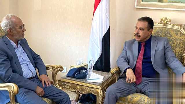 مناقشة مجالات التعاون بين وزارة الخارجية والمركز الوطني للوثائق