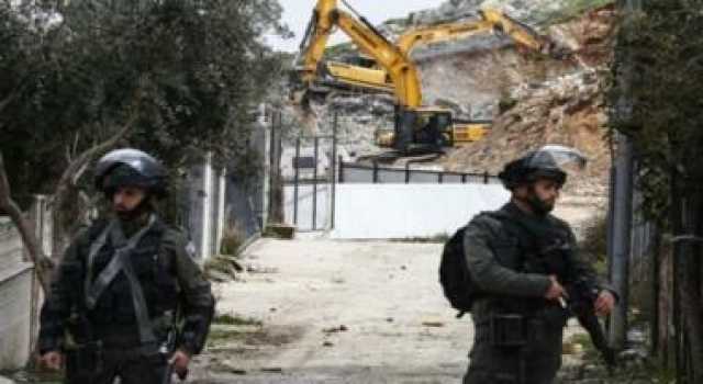 العدو الصهيوني يستولي على 1398 دونماً من أراضي الفلسطينيين بالقدس