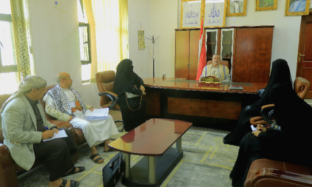 وزير الشباب يشيد بدور المرأة اليمنية في الصمود والثبات والتنمية