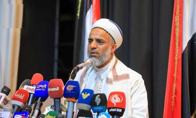 مفتي الديار اليمنية يؤكد عدم وجود أي صفحة له على مواقع التواصل الاجتماعي