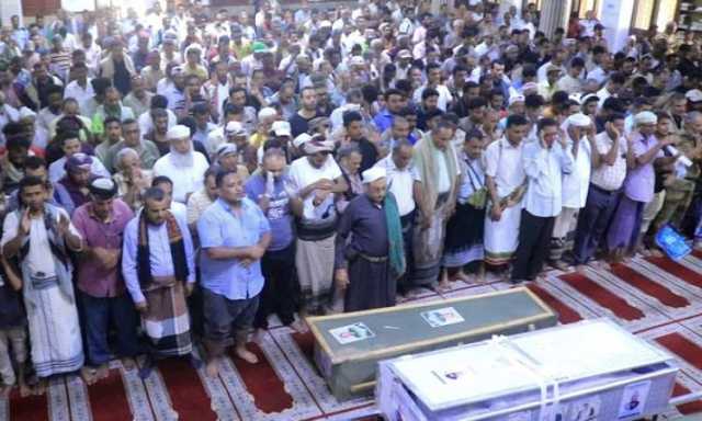 تشييع شهداء مجزرة رأس عيسى من العاملين في شركة الغاز