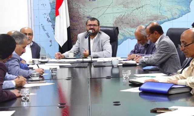 اجتماع برئاسة وزير الصحة يناقش الوضع الصحي وأولويات الوزارة