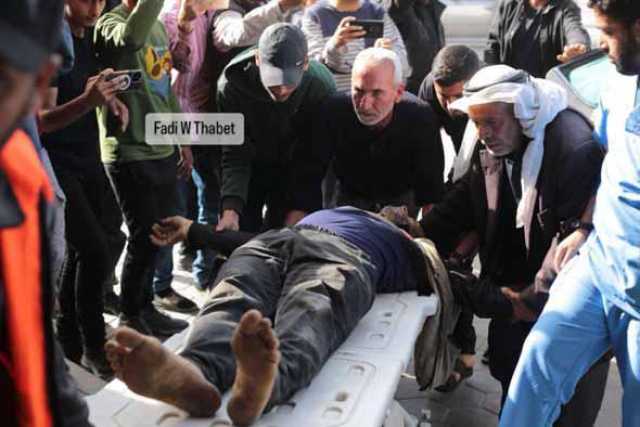 33 شهيدا في غزة وكمين القسام يوقع 3 من جنود الاحتلال