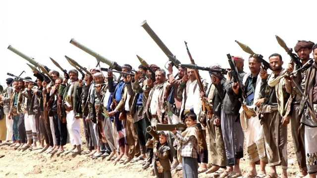 وقفة قبلية مسلحة لقبائل عنس تؤكد الجاهزية لمواجهة العدوان