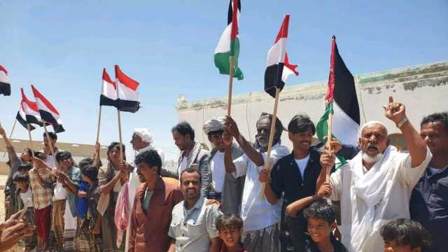 وقفة حاشدة في المهرة تضامناَ مع الشعب الفلسطيني