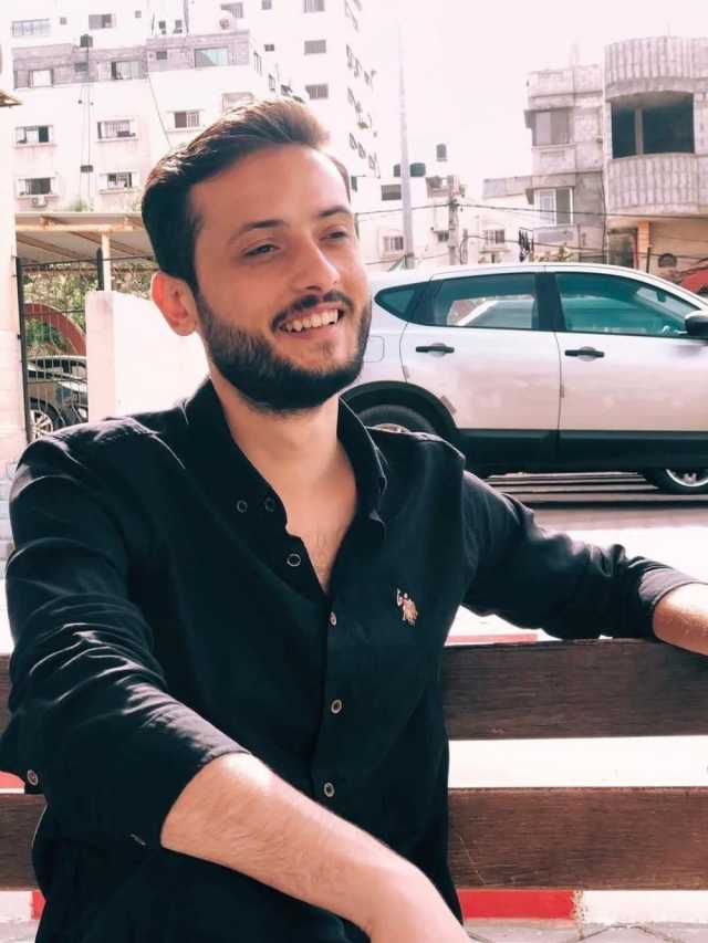 استشهاد الصحفي الفلسطيني “النخالة” بقصف صهيوني في غزة