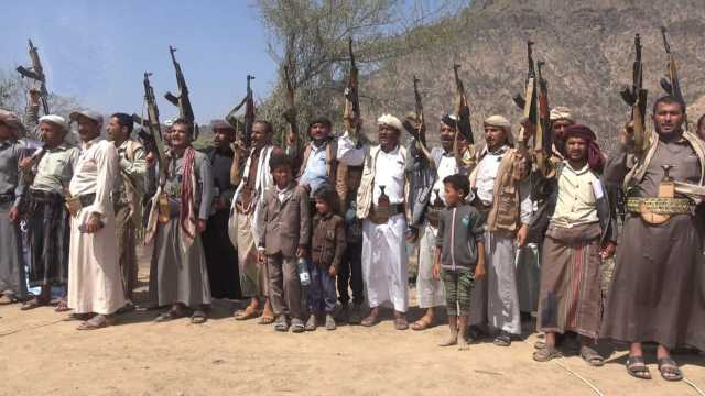 قبائل بلاد الطعام في ريمة تعلن البراءة من العملاء وتؤكد النفير نصرة لغزة