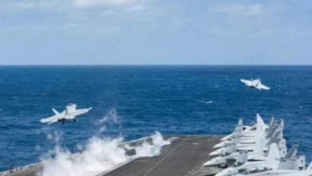 الجيش الأمريكي يفقد مقاتلة ثانية من طراز “F-18” في البحر الأحمر