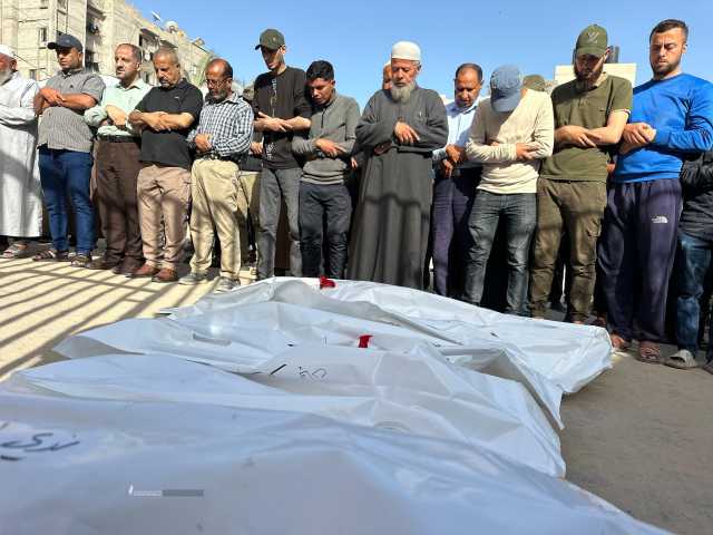 استشهاد 15 فلسطينيا بينهم أطفال إثر قصف العدو الصهيوني لمدرسة تؤوي نازحين في جباليا