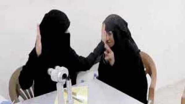 مخيم طبي مجاني للعيون في مستشفى رداع المركزي