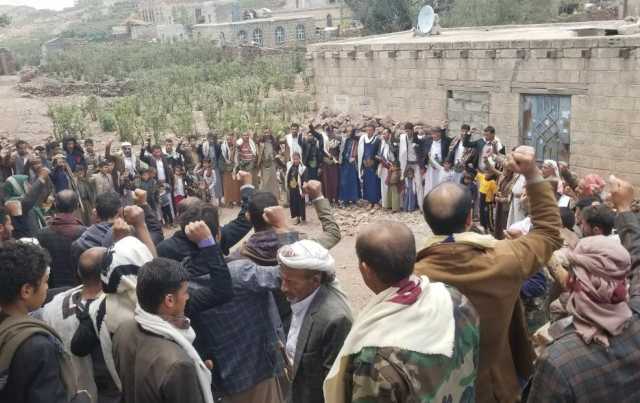 وقفتان في الحيمة الداخلية وأرحب بمحافظة صنعاء للبراءة من العملاء