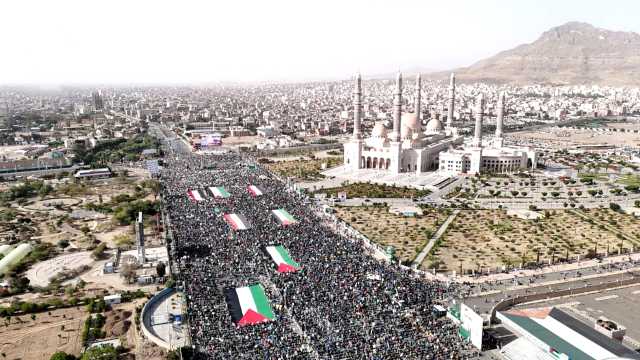 خروج حاشد في العاصمة والمحافظات ثباتا على الموقف الإيماني المستمر في الانتصار لغزة