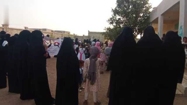 وقفات نسائية بالحديدة تندد بمجزرة تنومة وجرائم العدو الصهيوني في غزة