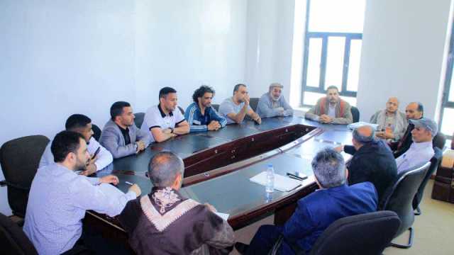 نائب وزير الشباب يلتقي ممثلي أندية الدرجة الثانية